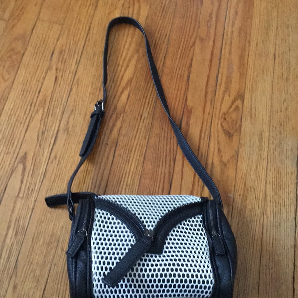 Beau Ashe small mesh crossbody bag